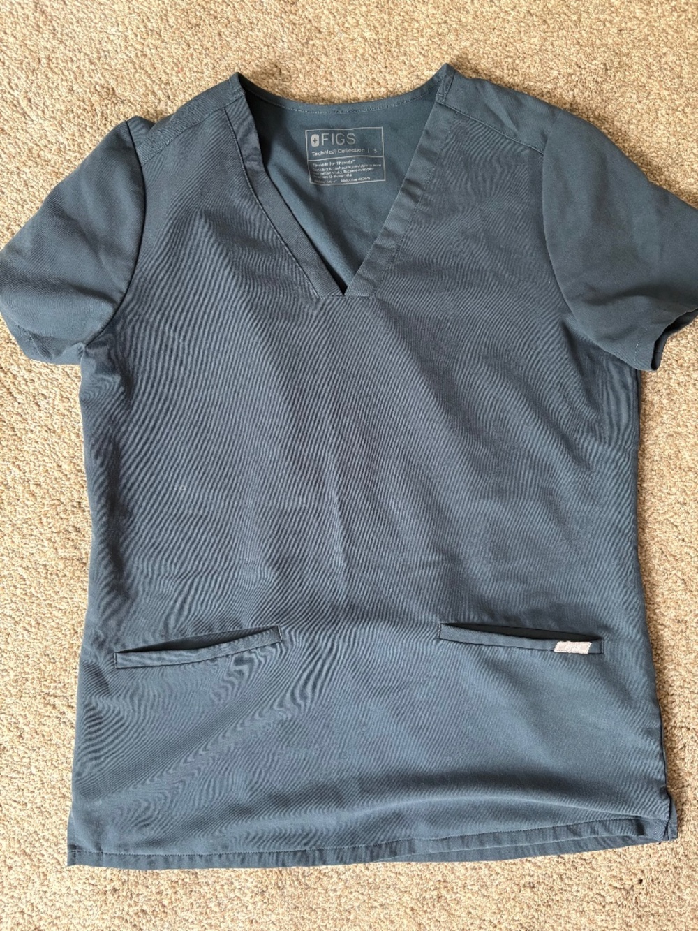 Figs women’s medium scrub top